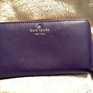 NWOT Kate Spade Leather Purple Aubergine Wallet Clutch Wristlet/Purse 8 x 4.5